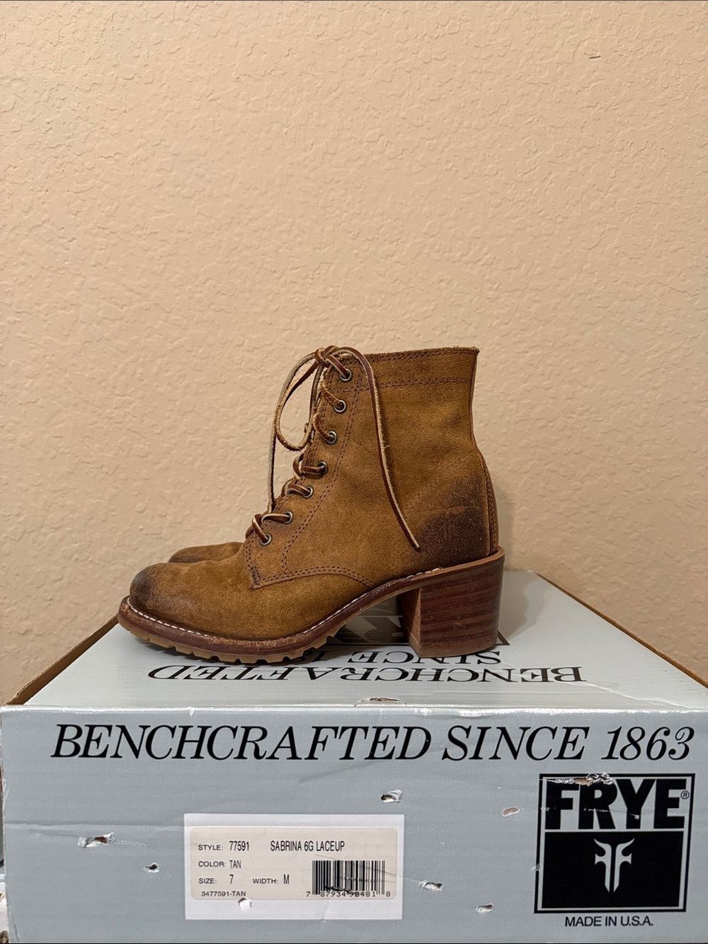 Frye Sabrina 6G Lace Up Boot - Picture 8 of 8